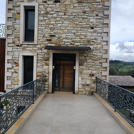 Stone In The Pines Special Pool Garden Bbq And Jacuzzi For Two Families * Foça