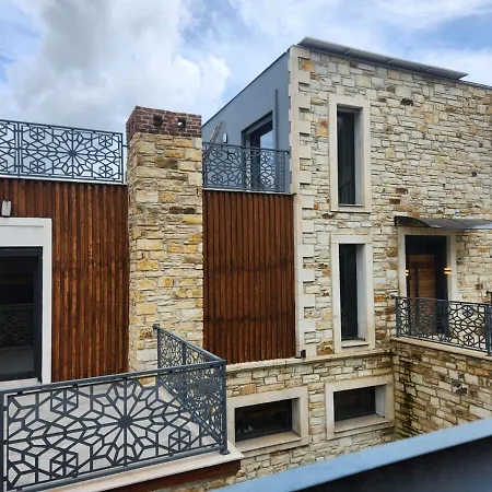 Stone In The Pines Special Pool Garden Bbq And Jacuzzi For Two Families Villa Foça